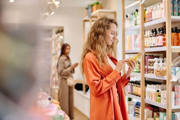 What to Avoid When Reading Skincare Labels